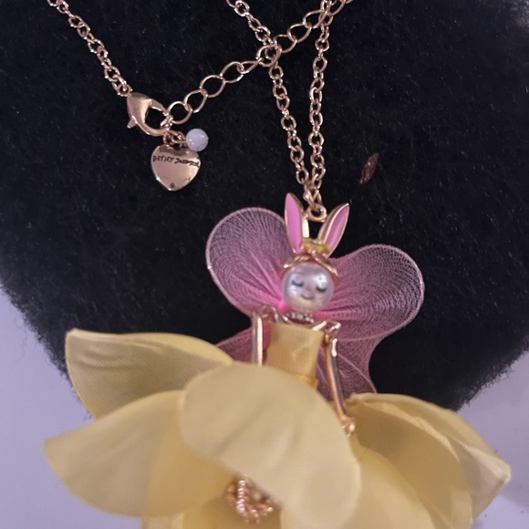 NWT Betsey Johnson, bunny angel necklace - Picture 3 of 6